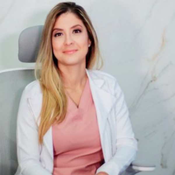 dra nataly velasquez ginecologia